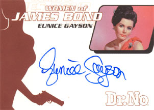 Eunice Gayson as Sylvia Trench in 