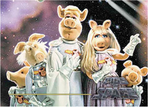 Pigs In Space Base card